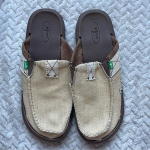 Sanuk Sandals